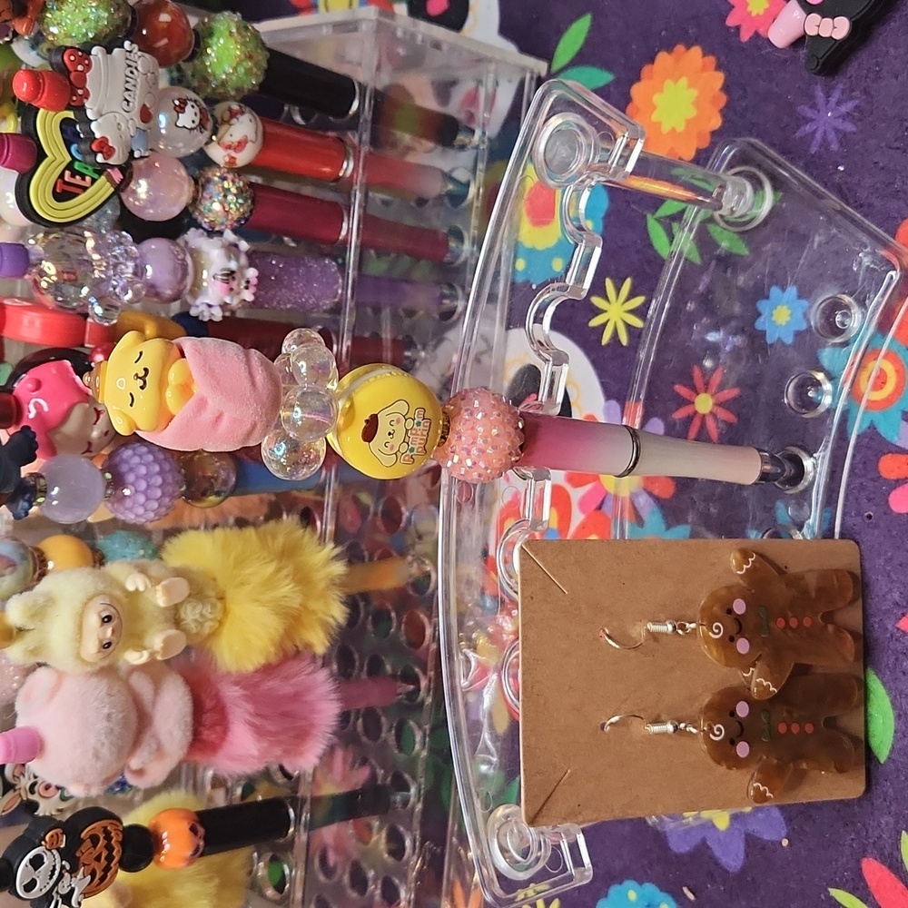 Pompom Custom Pen and Gingerbread Earrings